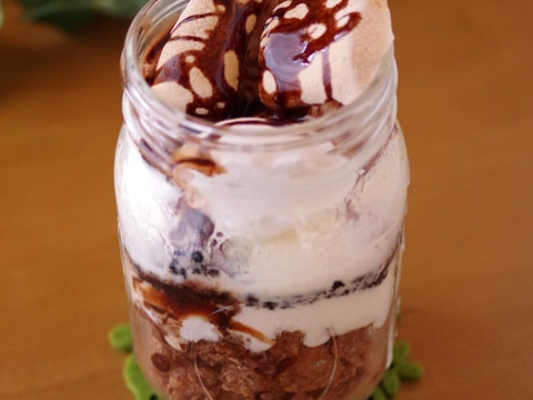 チョコとマスカルポーネのジャーパフェ